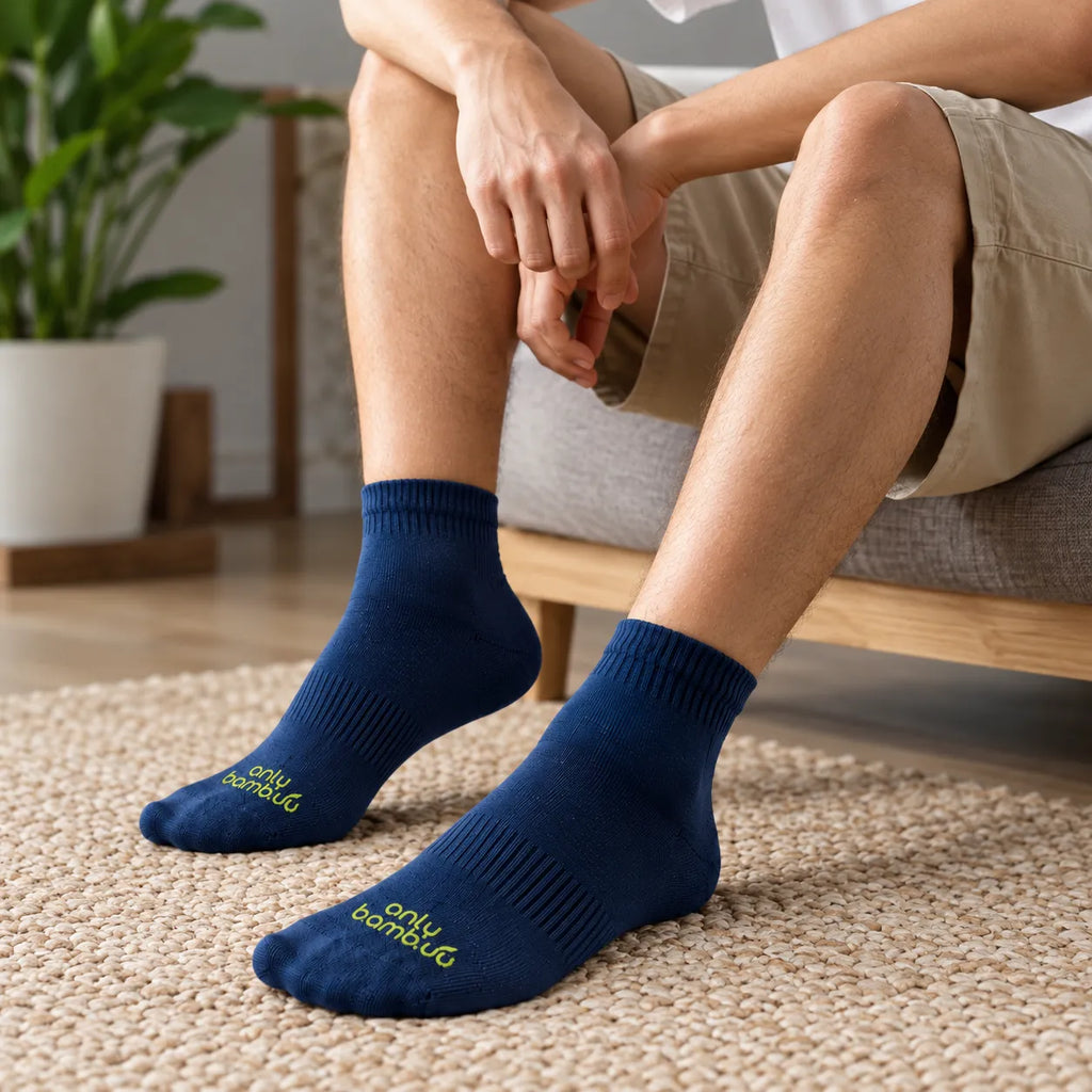 Uniform Mid Crew Socks