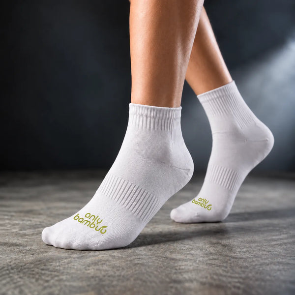 Uniform Mid Crew Socks