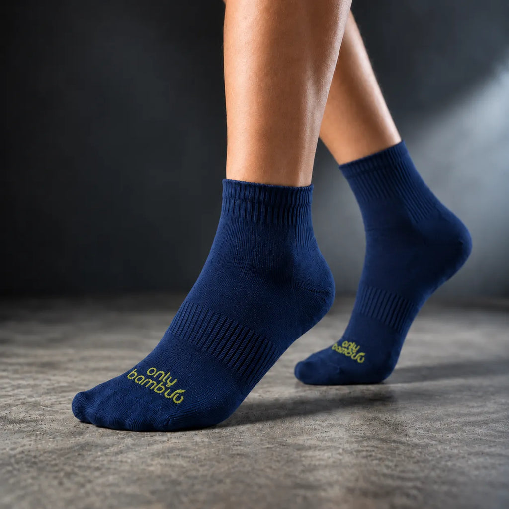 Uniform Mid Crew Socks