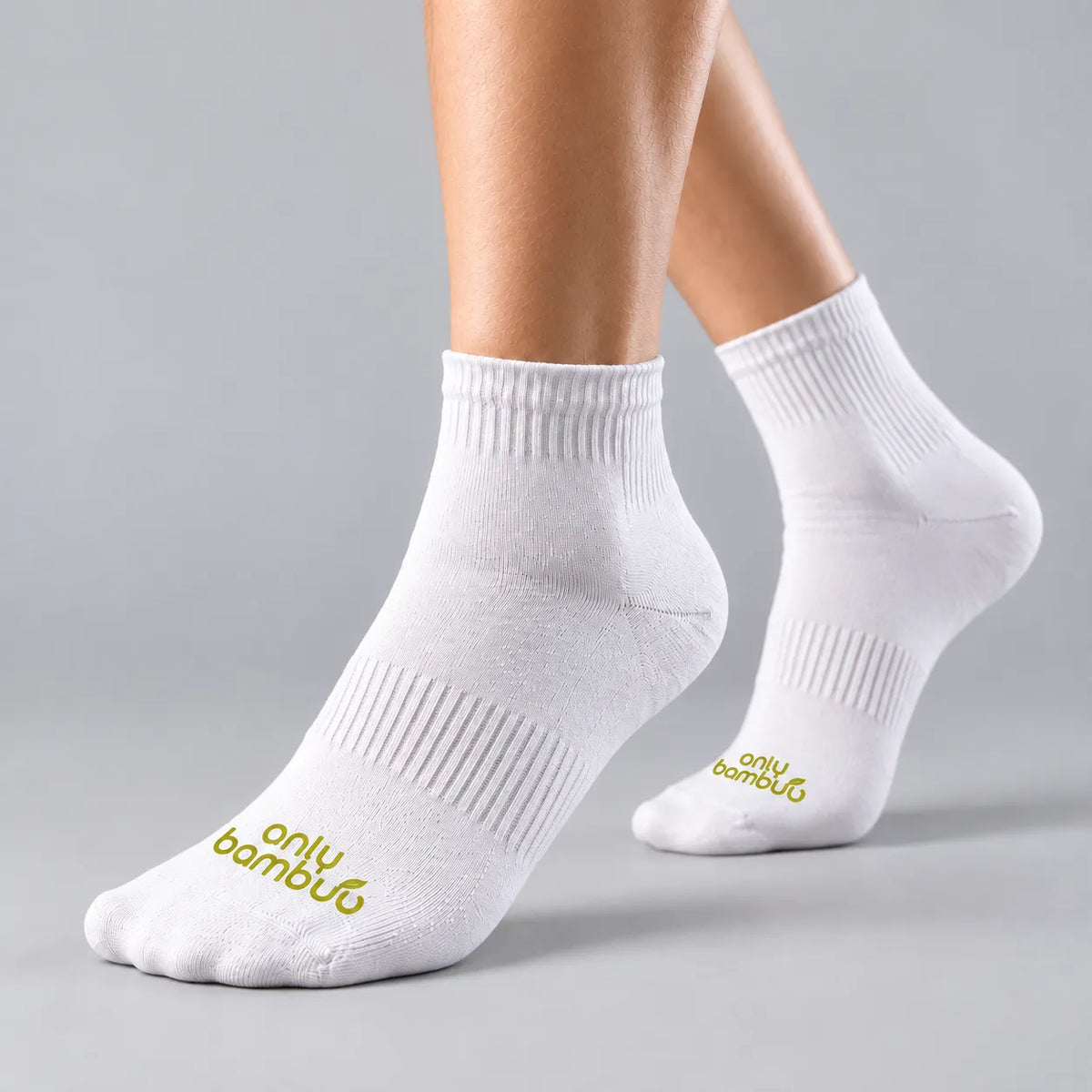 Uniform Mid Crew Socks Main image